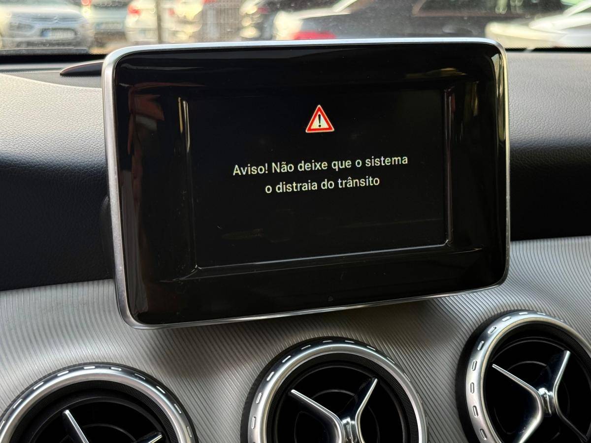 mercedes-benz-gla-2014-diesel-2143cc