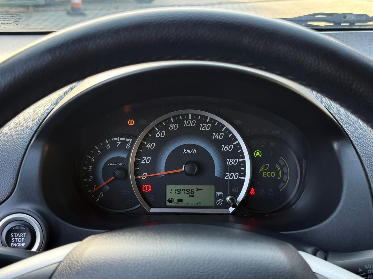 mitsubishi-space-star-2015-gasolina-1193cc