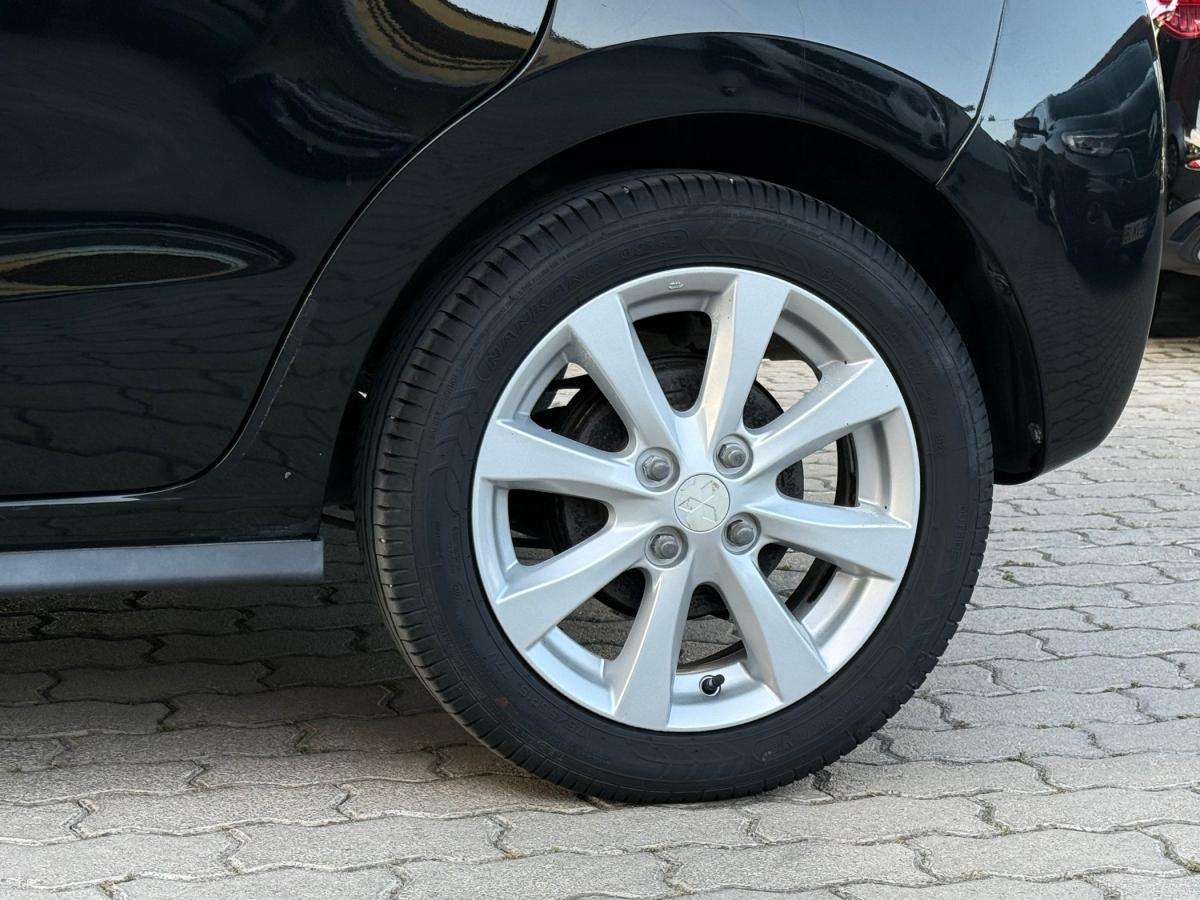 mitsubishi-space-star-2015-gasolina-1193cc