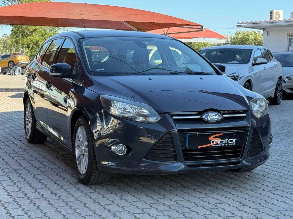 ford-focus-sw-2013-gasolina-998cc