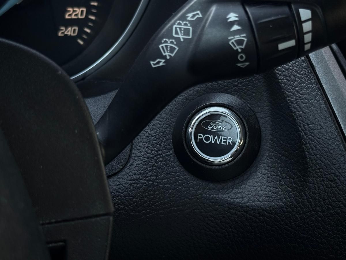 ford-focus-sw-2013-gasolina-998cc