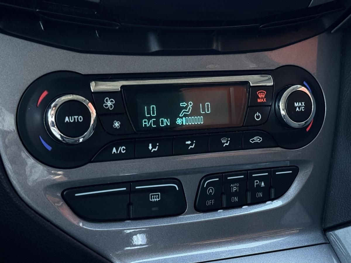 ford-focus-sw-2013-gasolina-998cc