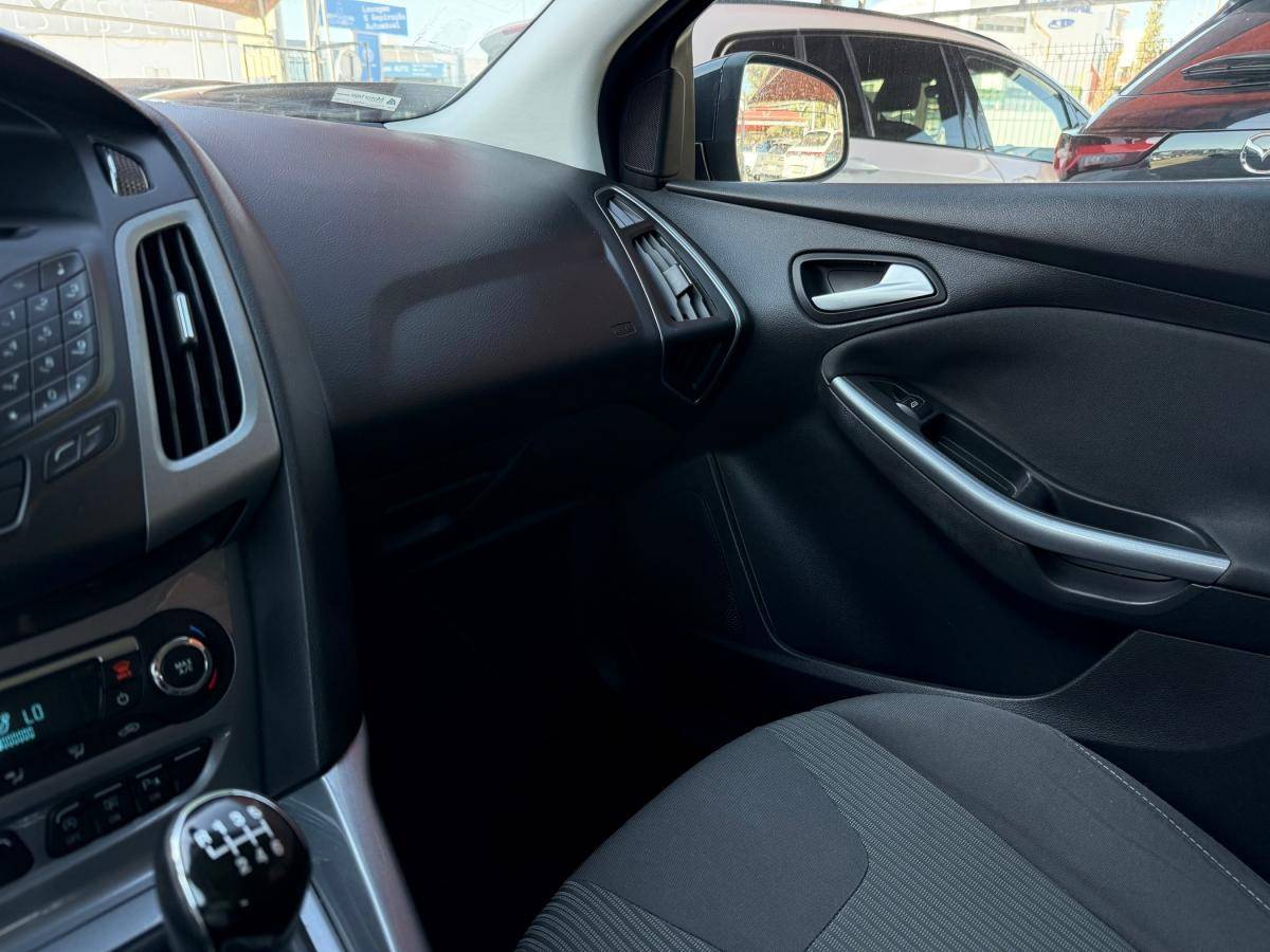ford-focus-sw-2013-gasolina-998cc