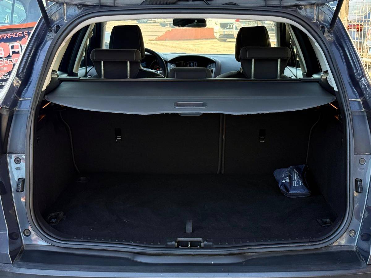 ford-focus-sw-2013-gasolina-998cc