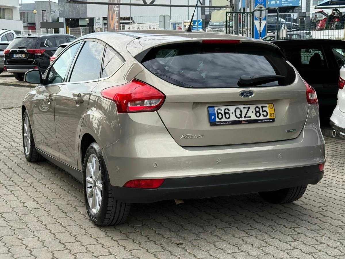 ford-focus-2016-gasolina-998cc