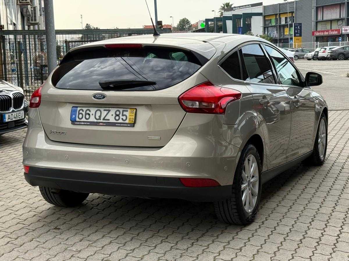 ford-focus-2016-gasolina-998cc