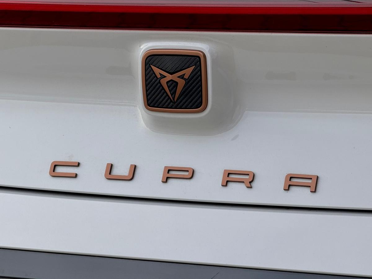 cupra-born-2023-eletrico-0cc