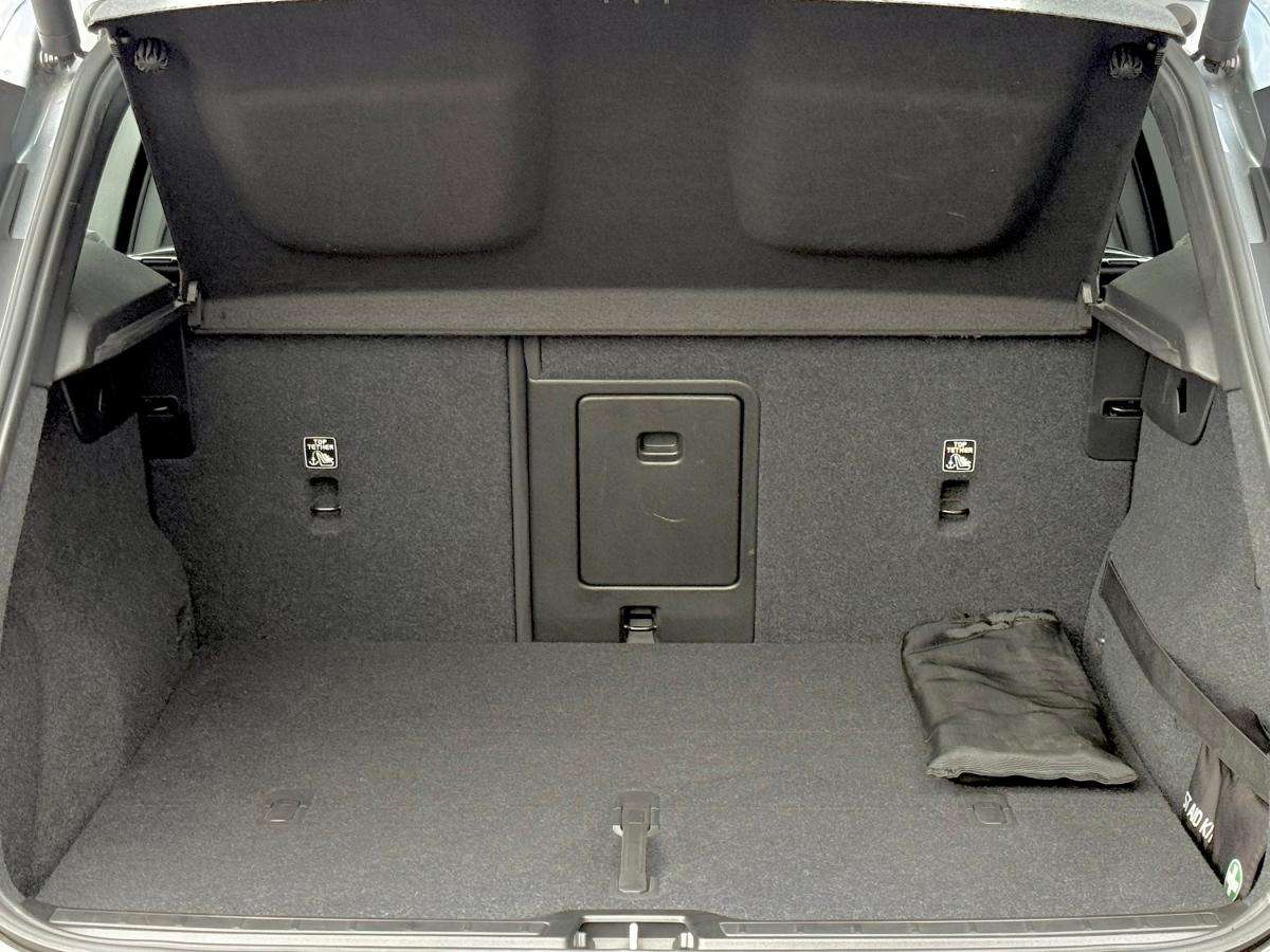 volvo-xc40-2018-gasolina-1477cc