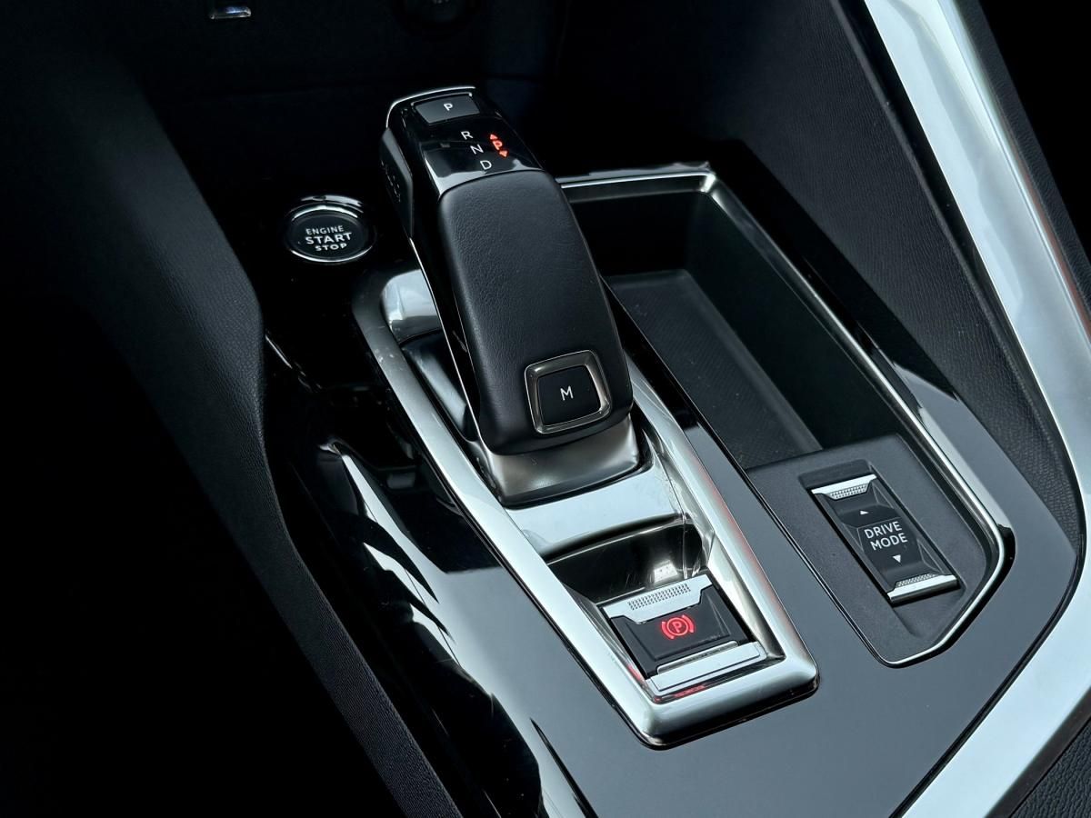 peugeot-3008-2023-gasolina-1199cc
