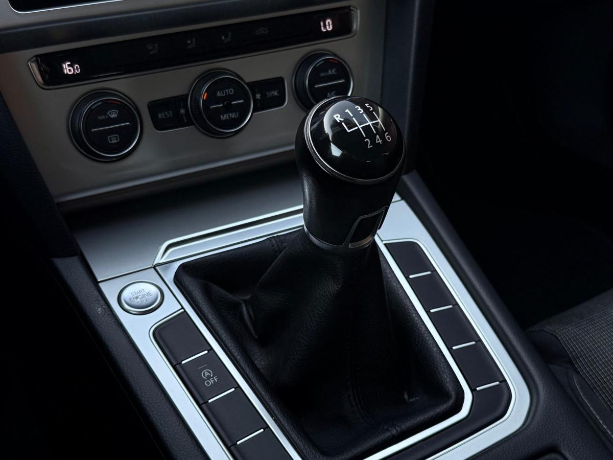 volkswagen-passat-variant-2017-diesel-1598cc