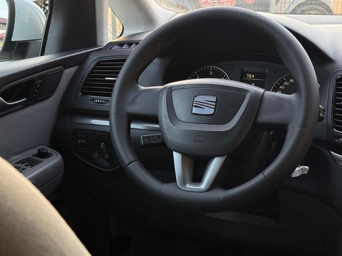 seat-alhambra-2015-diesel-1968cc