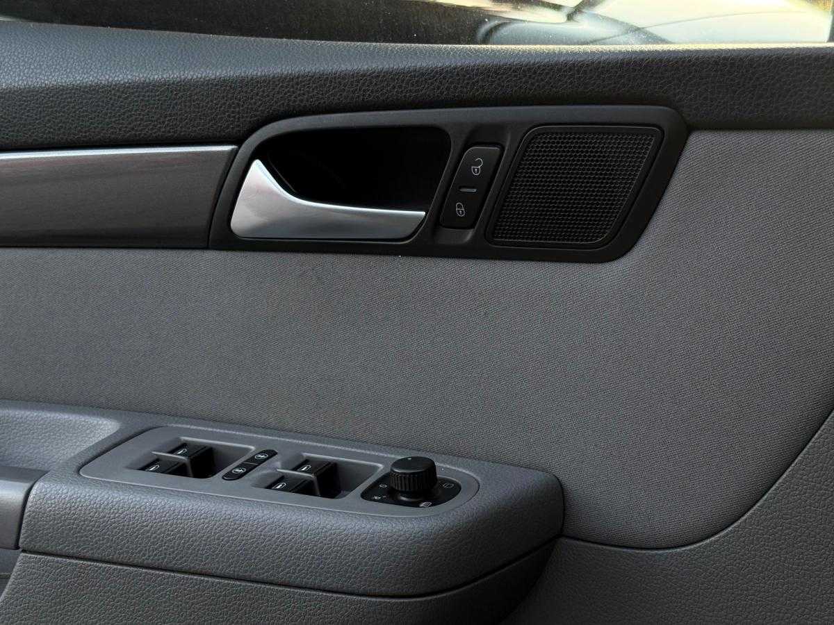 seat-alhambra-2015-diesel-1968cc