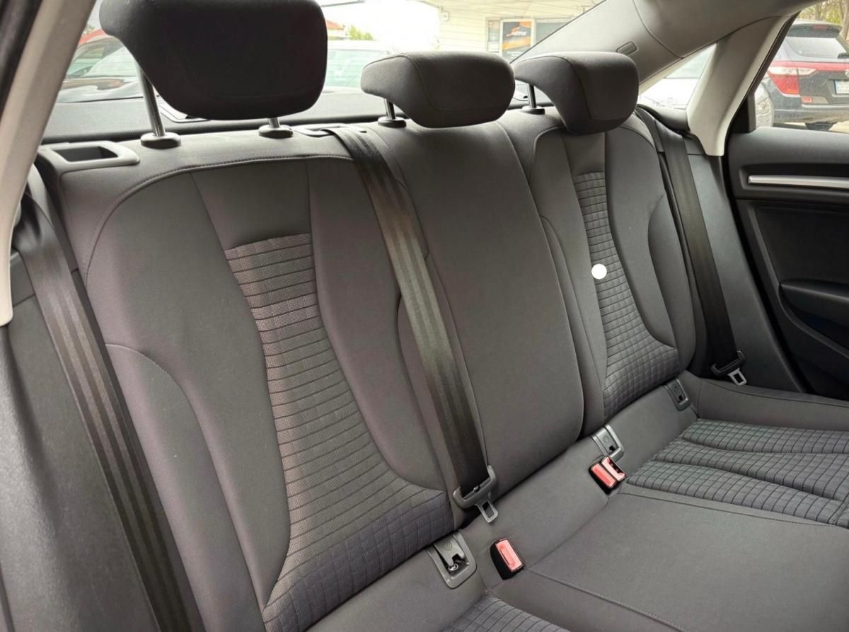 audi-a3-limousine-2015-diesel-1598cc