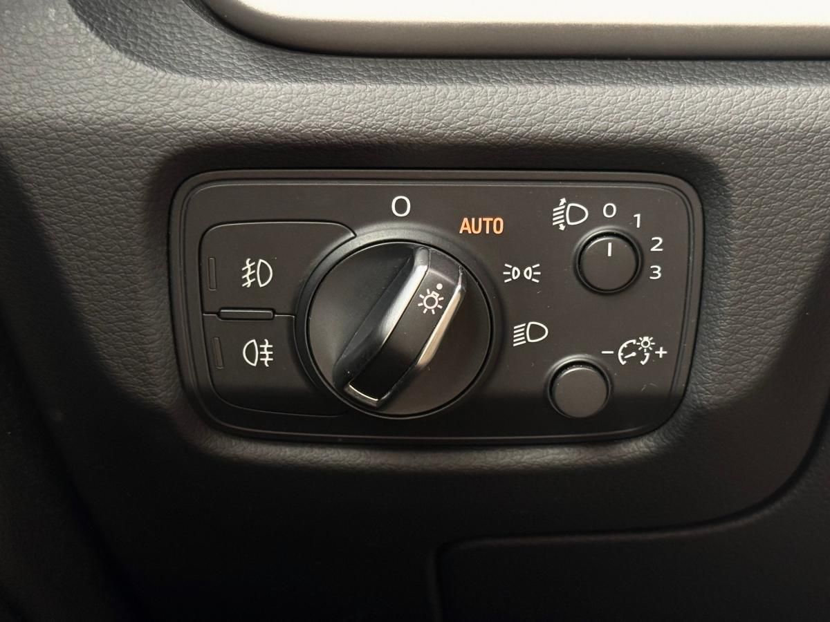 audi-a3-limousine-2015-diesel-1598cc