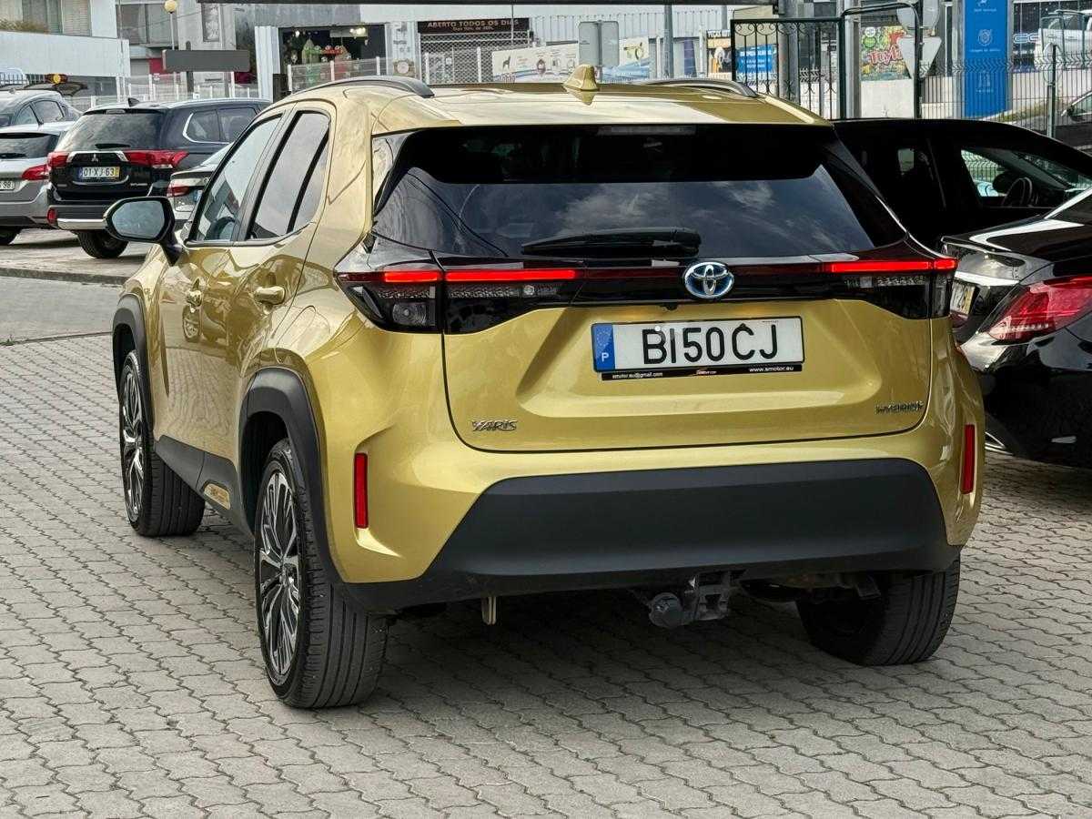 toyota-yaris-cross-2024-hibrido-a-gasolina-1490cc