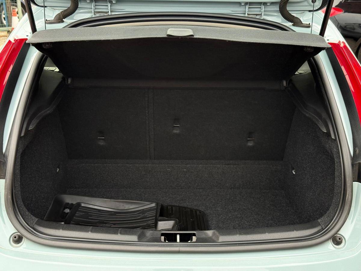 volvo-v40-2018-gasolina-1498cc