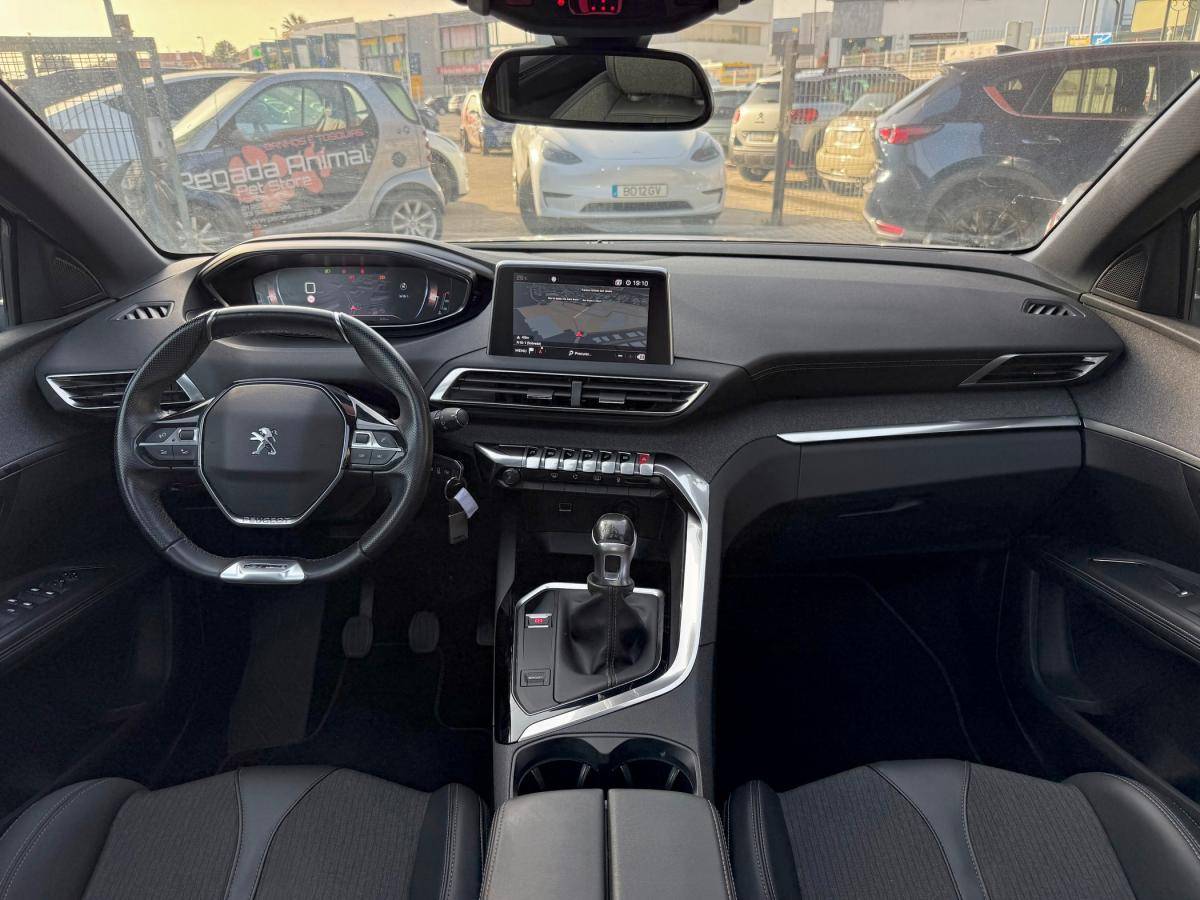 peugeot-5008-2020-diesel-1499cc