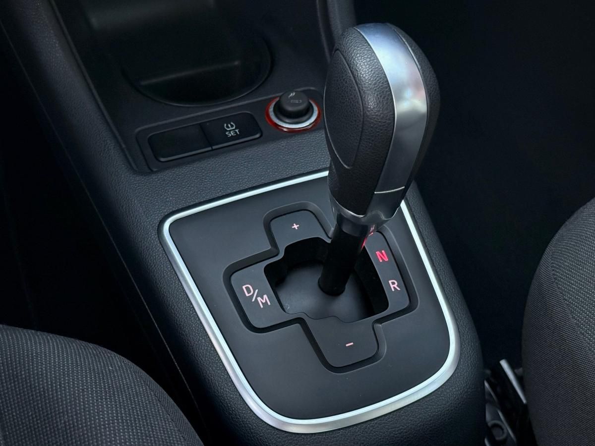 volkswagen-up-2016-gasolina-999cc