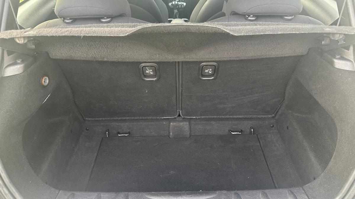 mini-hatch-d-2-0-2009-diesel-1560cc
