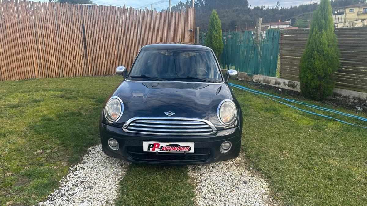 mini-hatch-d-2-0-2009-diesel-1560cc