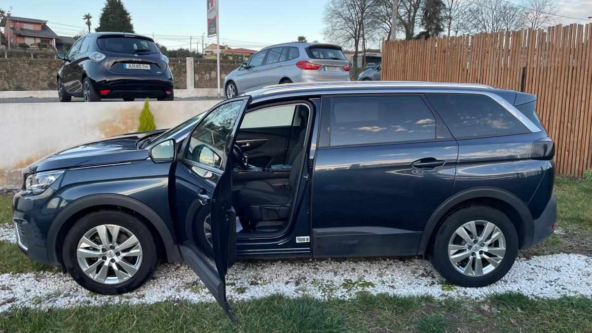 peugeot-5008-1-2-puretech-2018-gasolina-1199cc