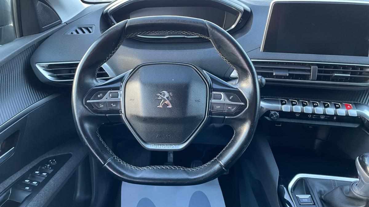 peugeot-5008-1-2-puretech-2018-gasolina-1199cc
