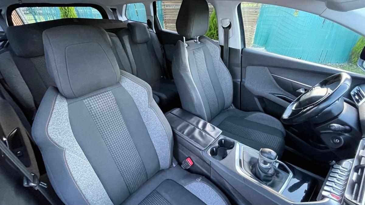 peugeot-5008-1-2-puretech-2018-gasolina-1199cc