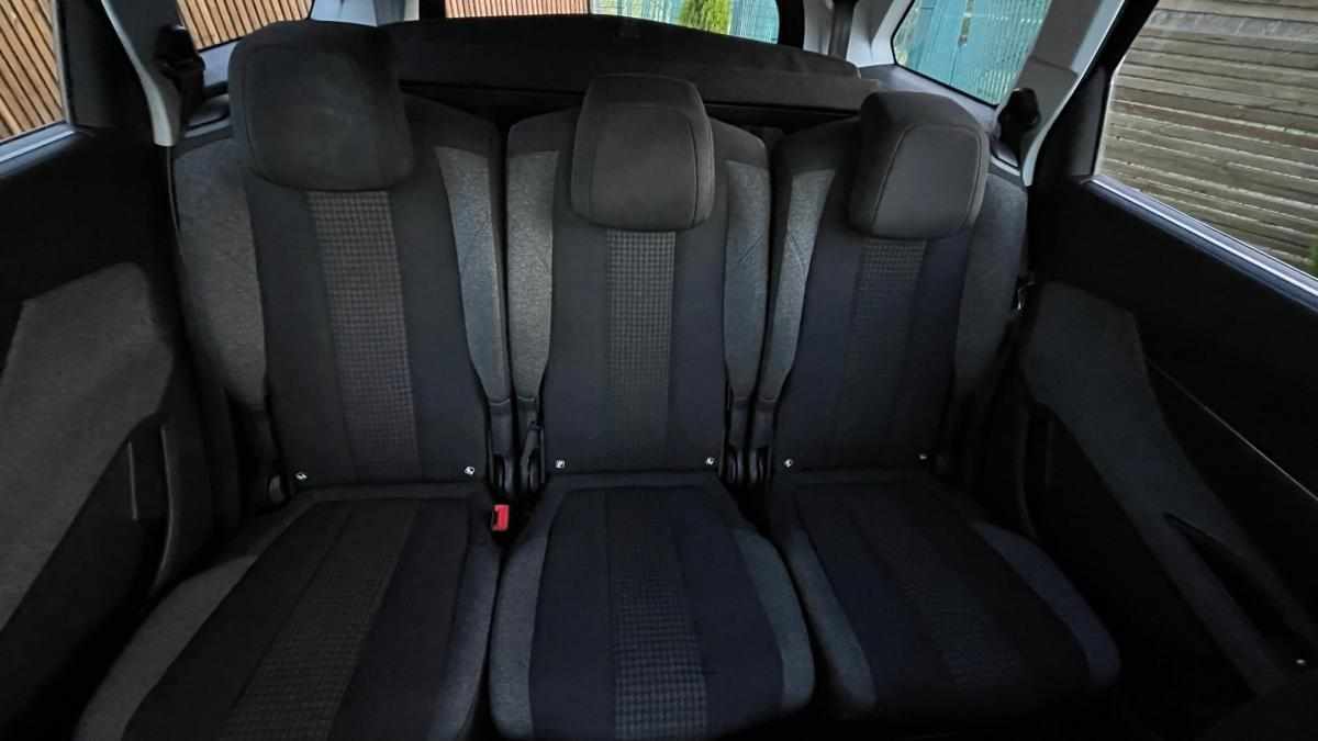 peugeot-5008-1-2-puretech-2018-gasolina-1199cc