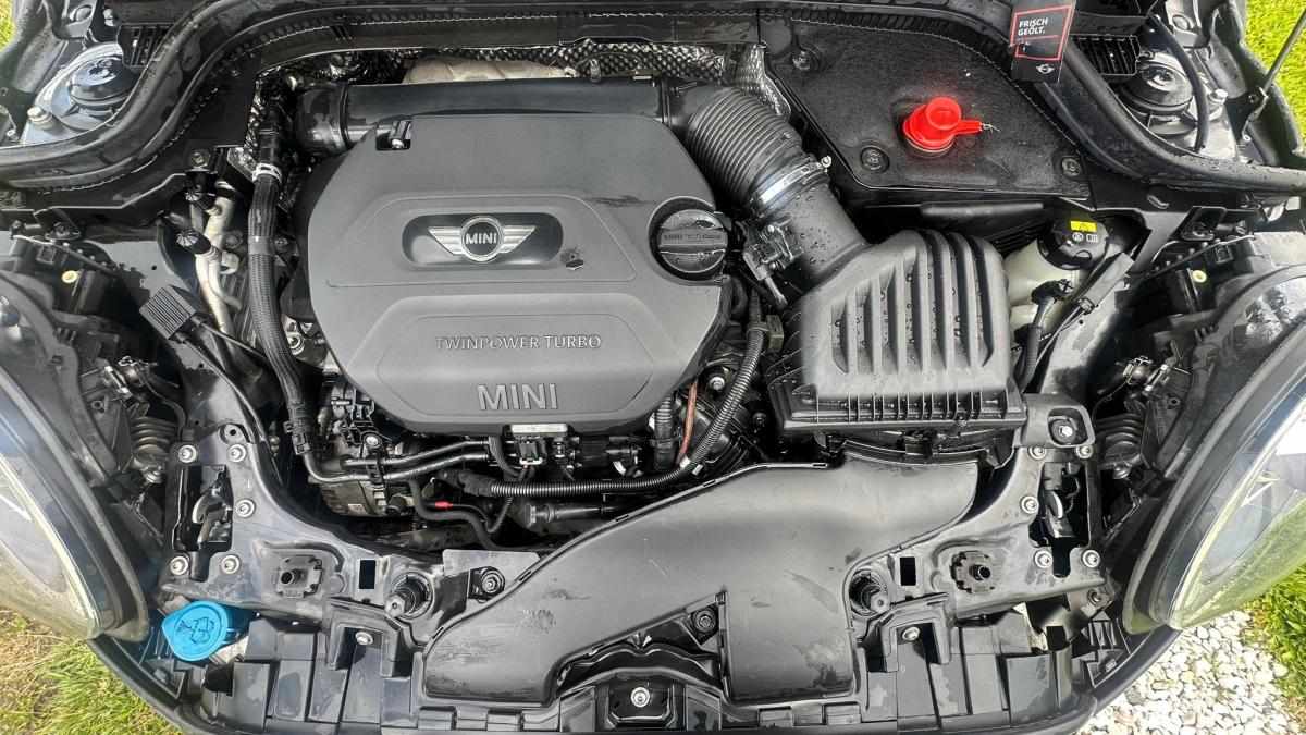 mini-hatch-sd-2-0-2015-diesel-1995cc