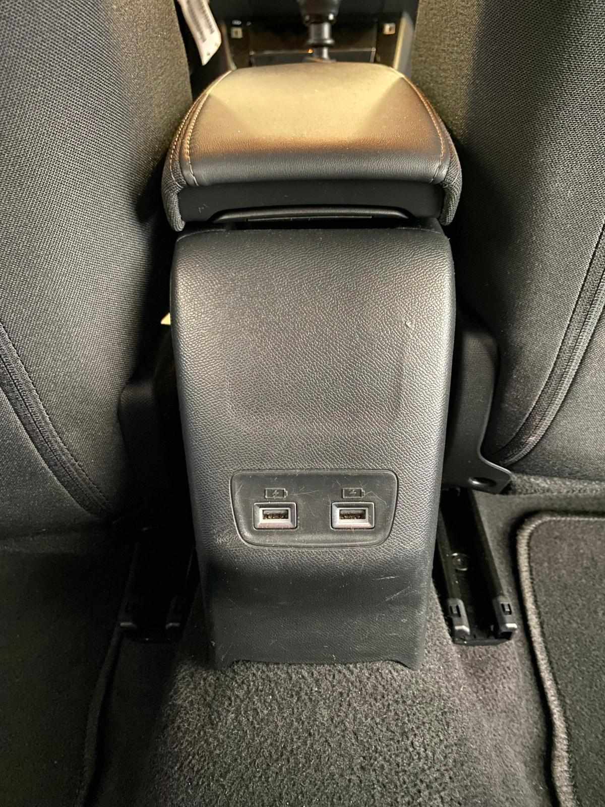 peugeot-208-1-5-102cv-2022-diesel-1499cc