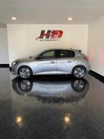 peugeot-208-1-5-102cv-2022-diesel-1499cc