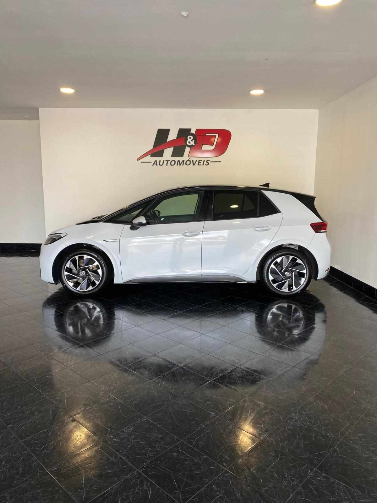 volkswagen-id-3-pro-performance-58-kwh-2023-eletrico