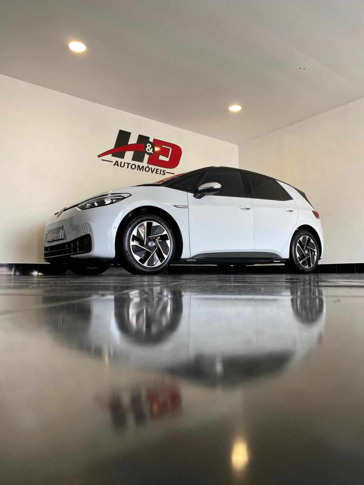 volkswagen-id-3-pro-performance-58-kwh-2023-eletrico