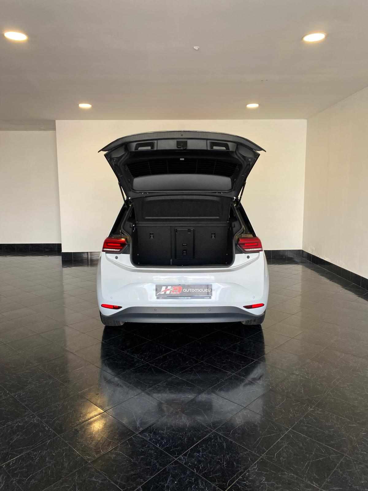 volkswagen-id-3-pro-performance-58-kwh-2023-eletrico