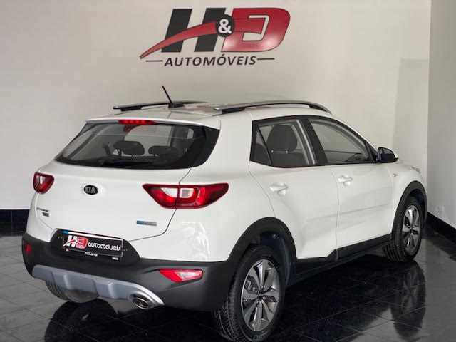 kia-stonic-1-0-t-gdi-2021-gasolina-998cc