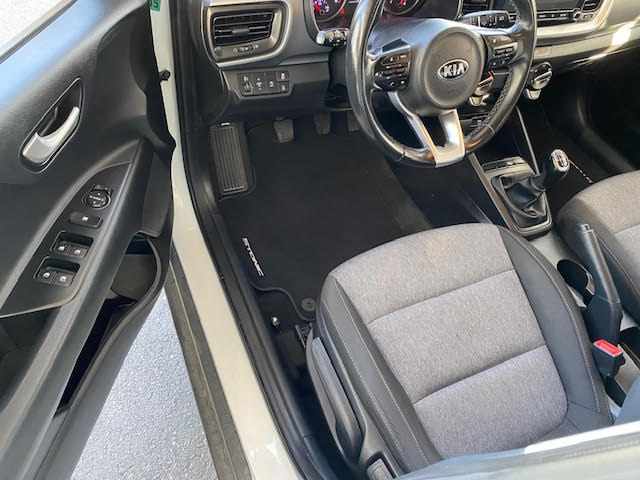 kia-stonic-1-0-t-gdi-2021-gasolina-998cc