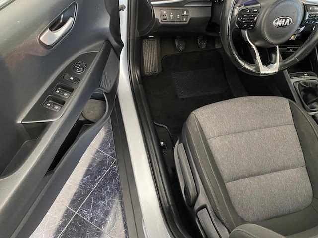 kia-stonic-1-0-t-gdi-2021-gasolina-998cc