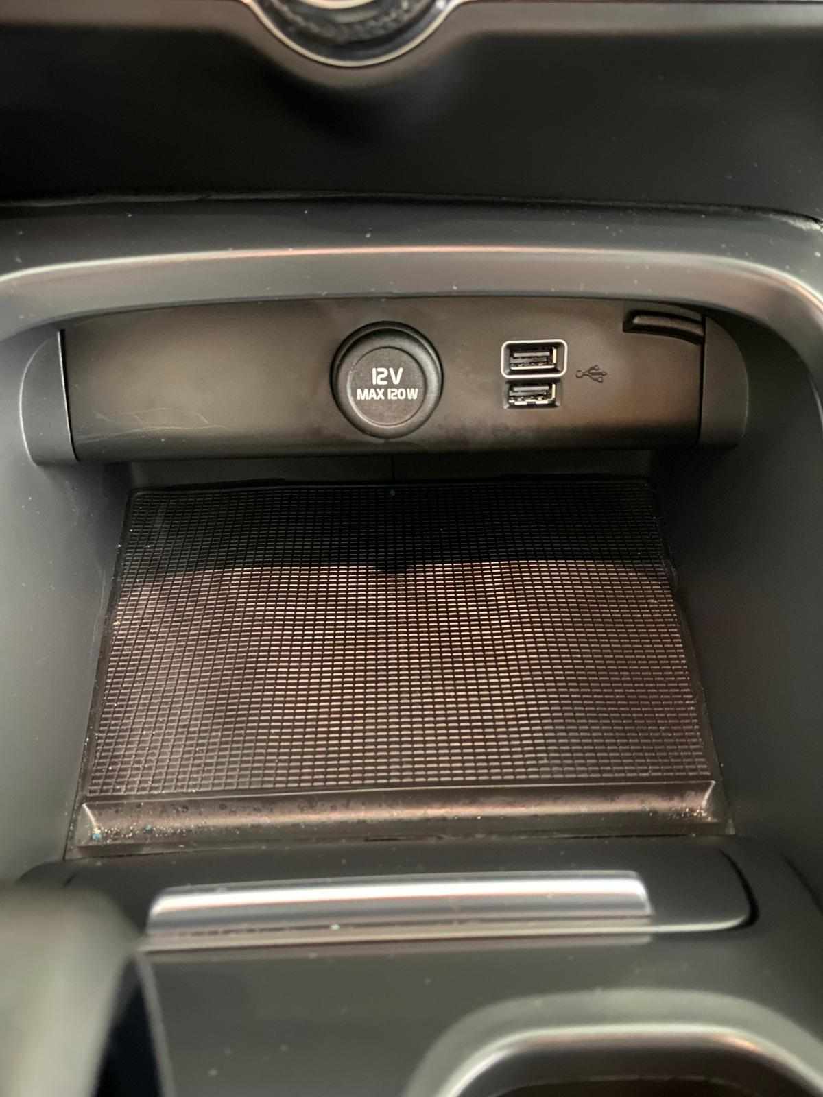 volvo-xc40-recharge-t4-phev-2022-gasolina-1477cc
