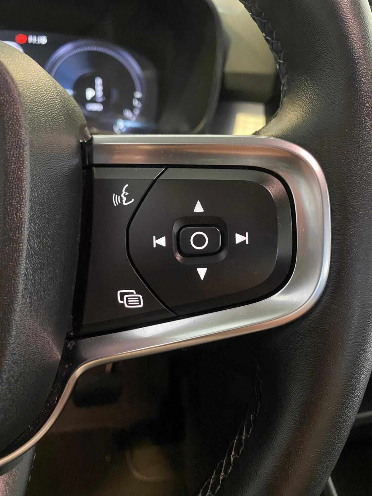 volvo-xc40-recharge-t4-phev-2022-gasolina-1477cc