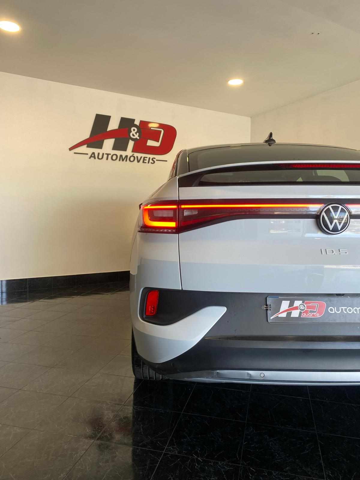volkswagen-id-5-1-geracao-2023-eletrico