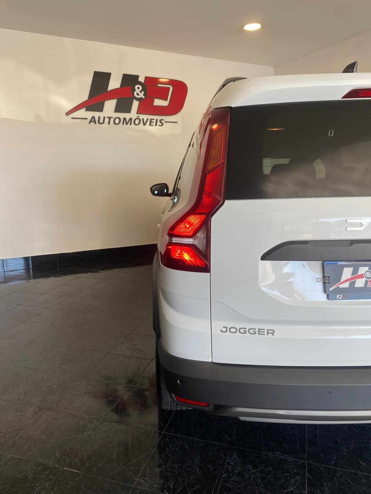 dacia-jogger-1-0-tce-eco-g-2023-gasolina-999cc