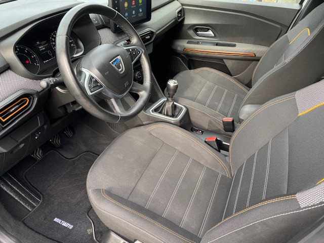 dacia-sandero-1-0-tce-2022-gasolina-999cc