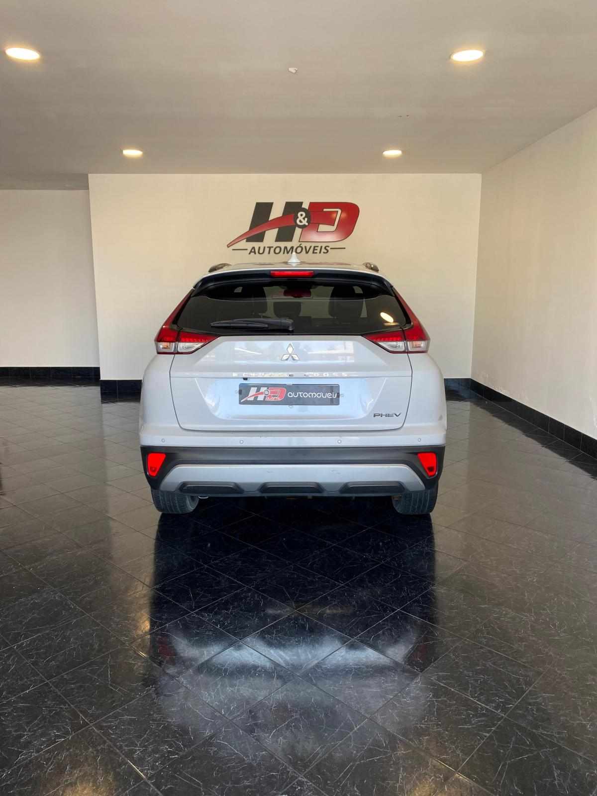 mitsubishi-eclipse-cross-2-4-mivec-s-awc-phev-2022-gasolina-2360cc
