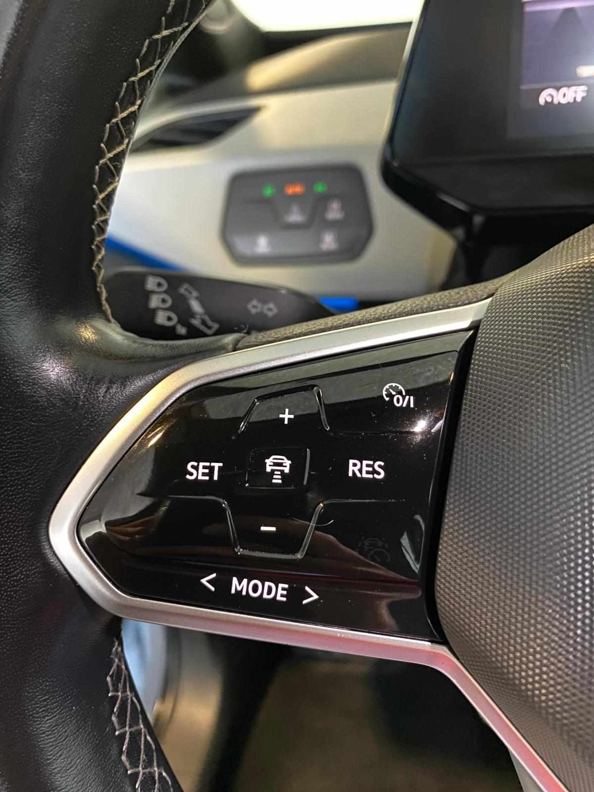 volkswagen-id-3-pro-performance-58-kwh-2023-eletrico