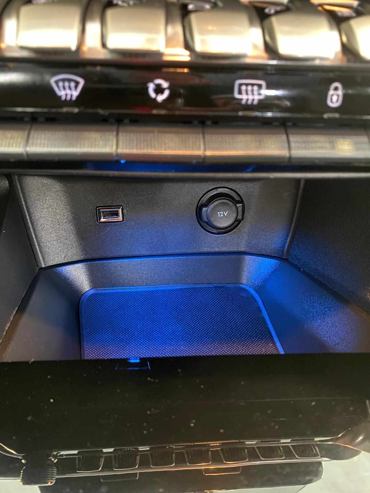 peugeot-3008-1-5-bluehdi-2021-diesel-1499cc