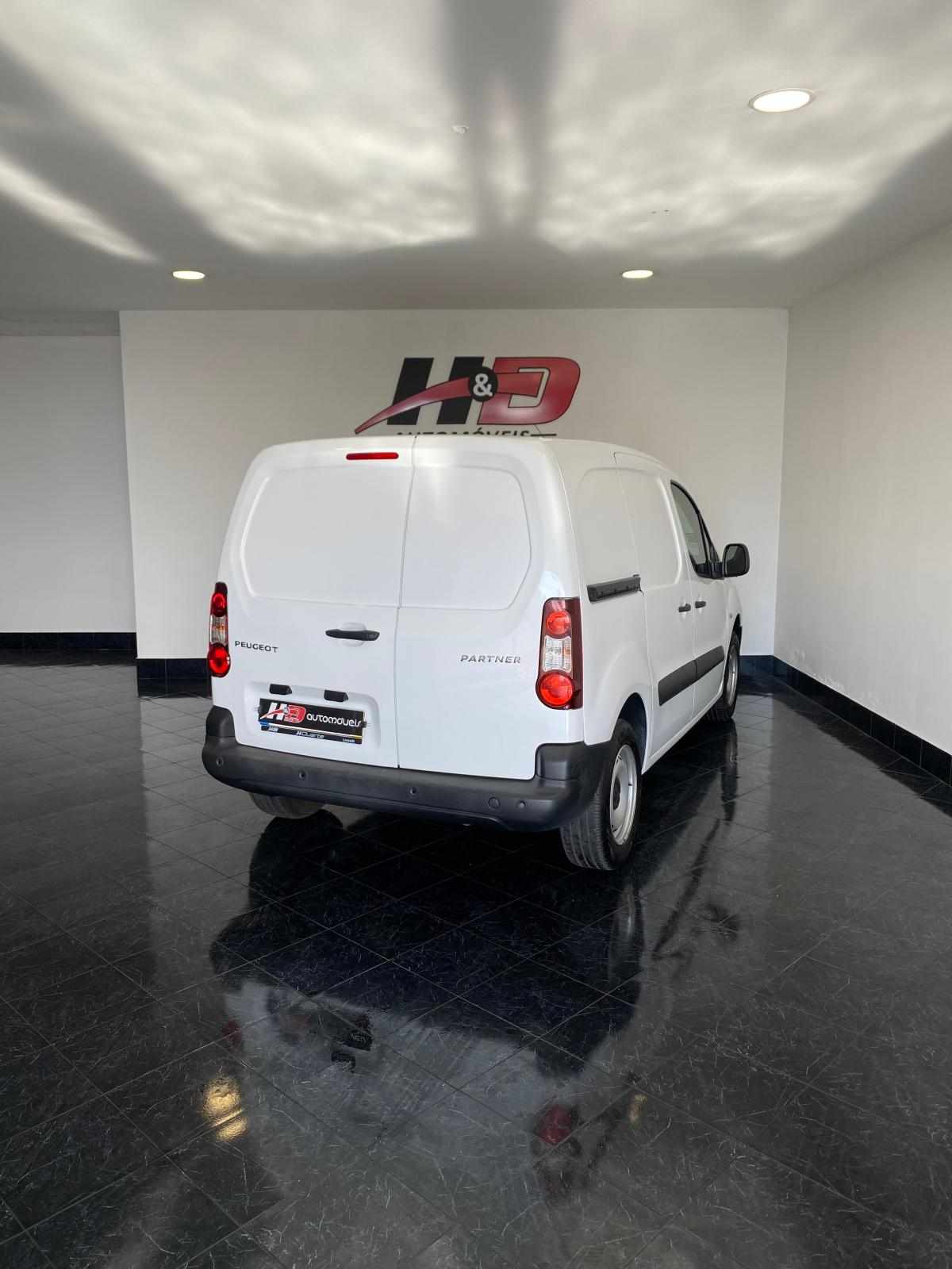 peugeot-partner-1-6-75cv-2017-diesel-1560cc