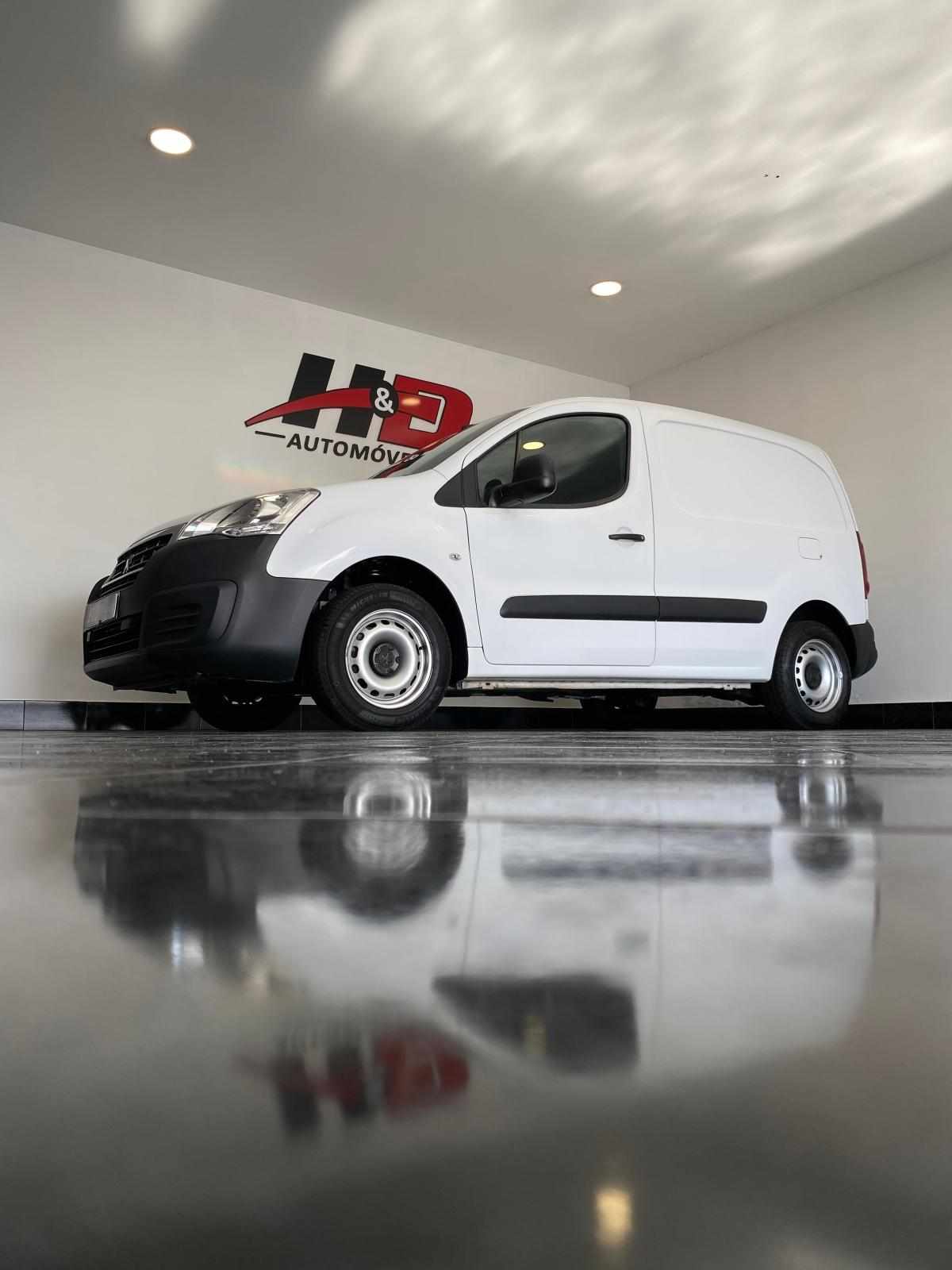 peugeot-partner-1-6-75cv-2017-diesel-1560cc