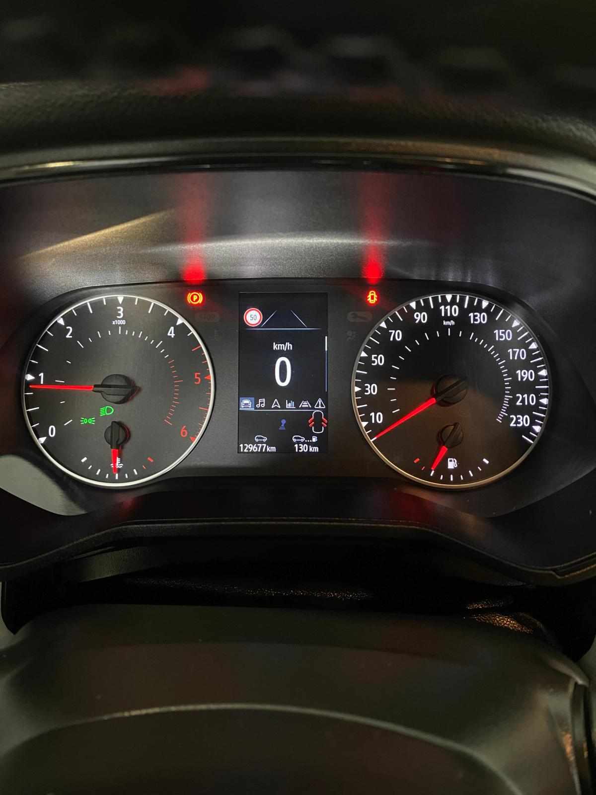 renault-clio-1-5-blue-dci-2021-diesel-1461cc