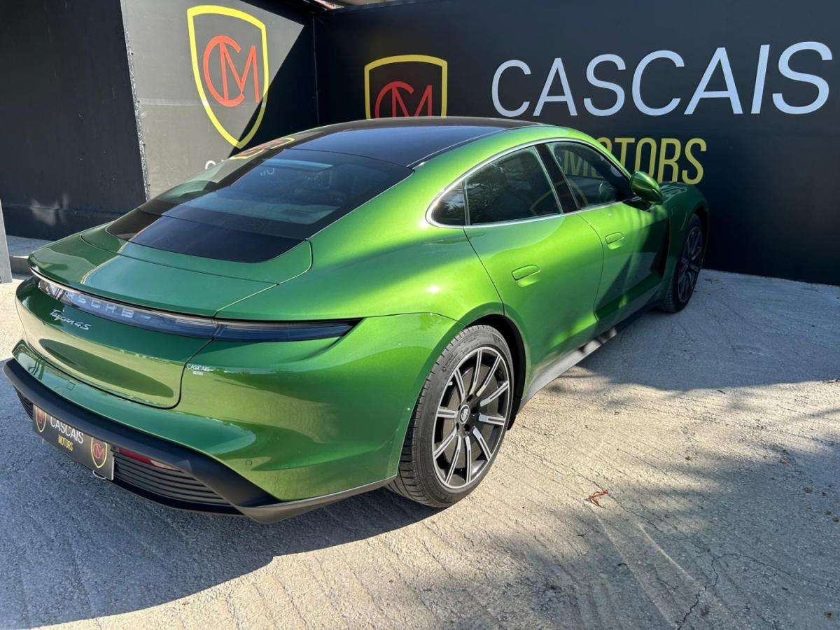 porsche-taycan-2022-eletrico-0cc