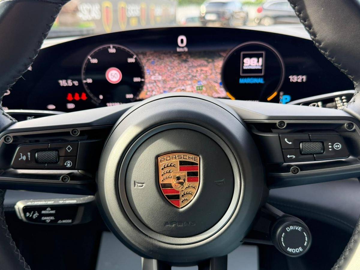 porsche-taycan-2023-eletrico-0cc